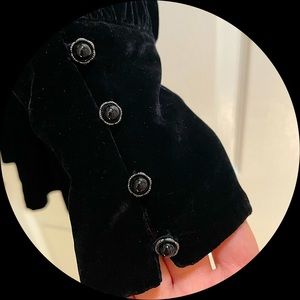 COPY - Vampire’s Wife x H&M Velvet Babydoll Dress 🖤